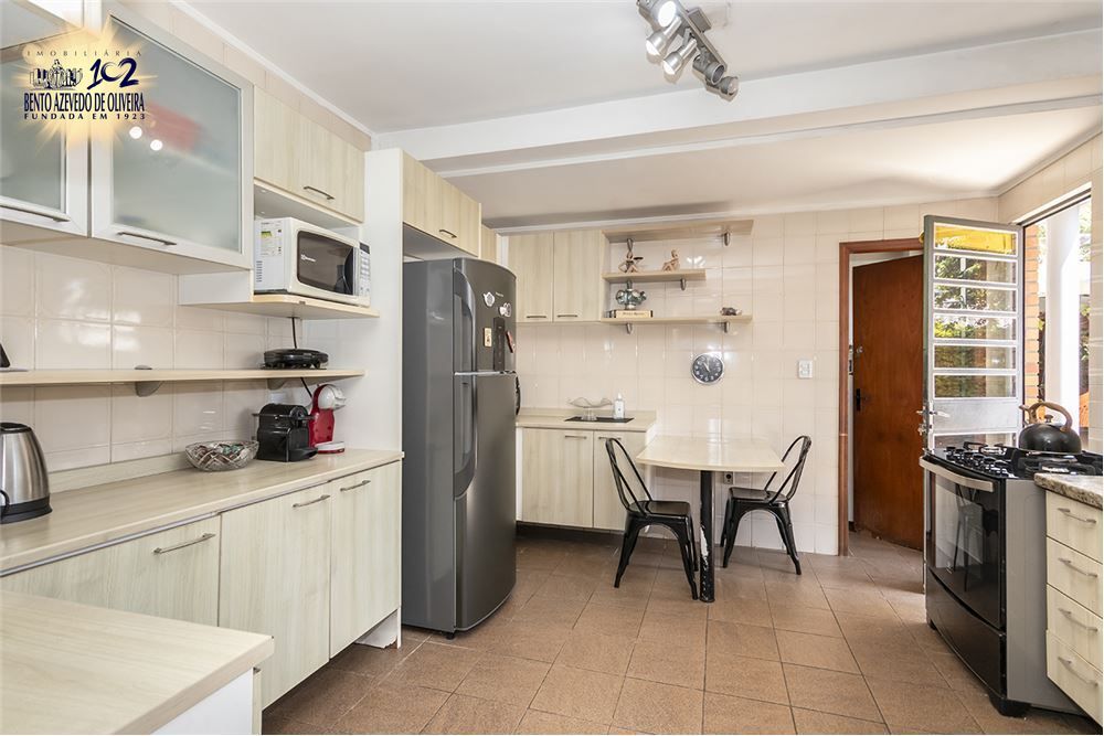Casa, 4 quartos, 250 m² - Foto 30
