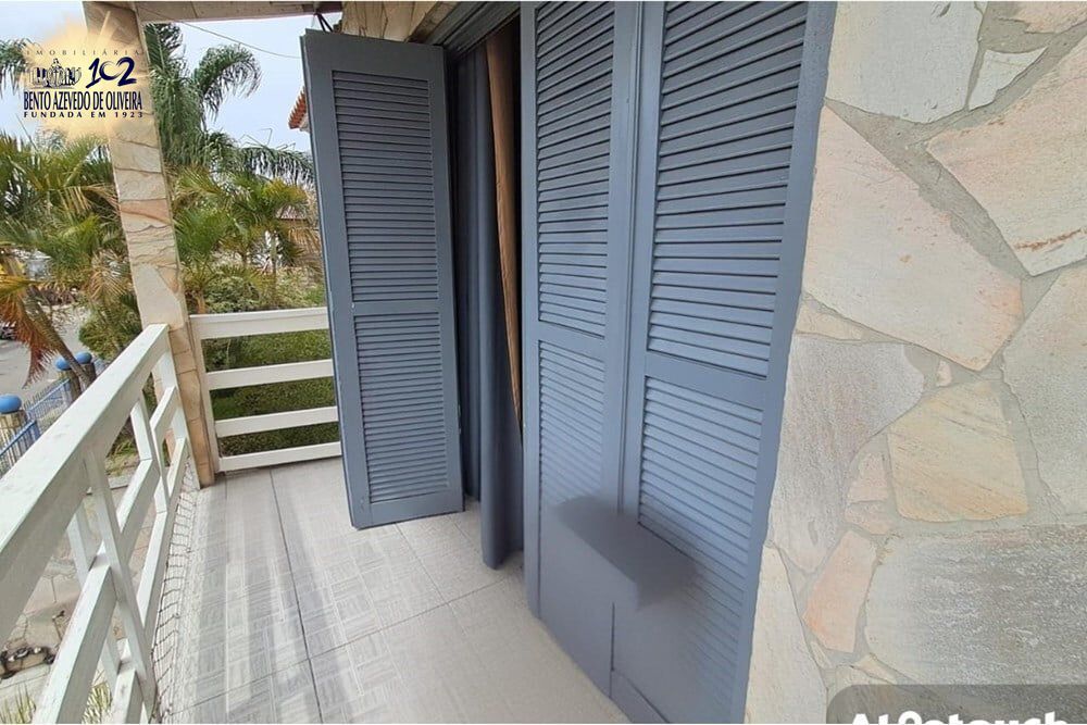 Casa, 3 quartos, 215 m² - Foto 4