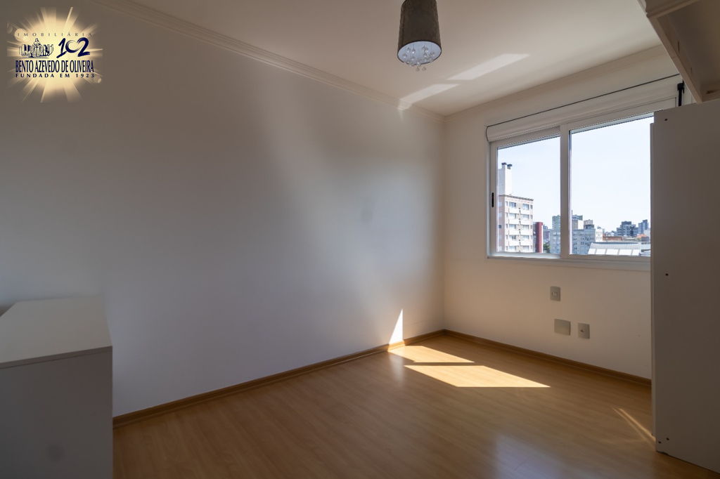 ma4qsi5hsgi7t53faj20txvy8b2l