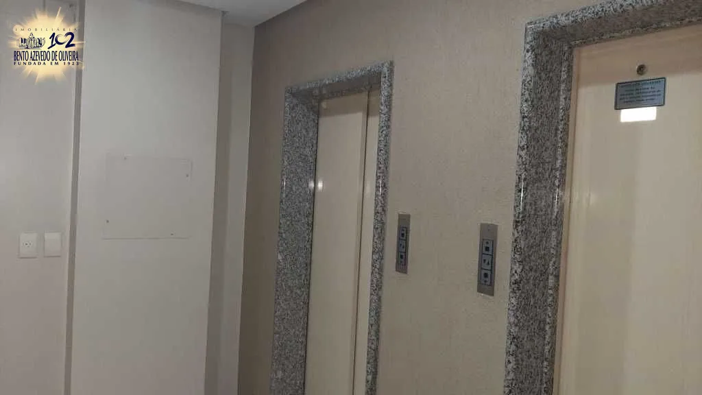 469523.jpg