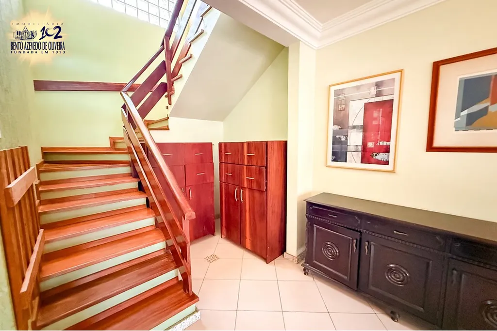 2526063.jpeg