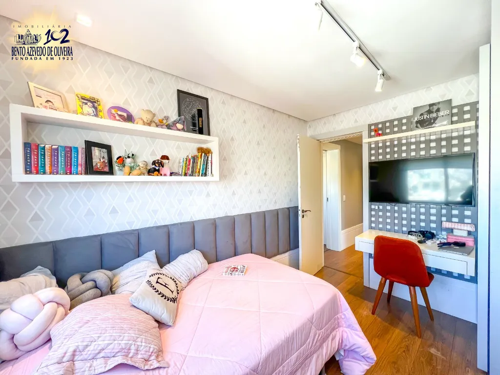 Apartamento, 3 quartos, 137 m² - Foto 2
