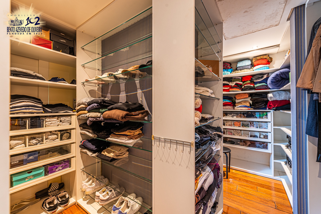 axsukz001y886yxcgo9lfanin2at