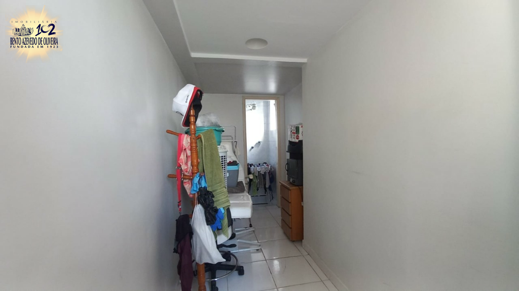 2378644.jpeg