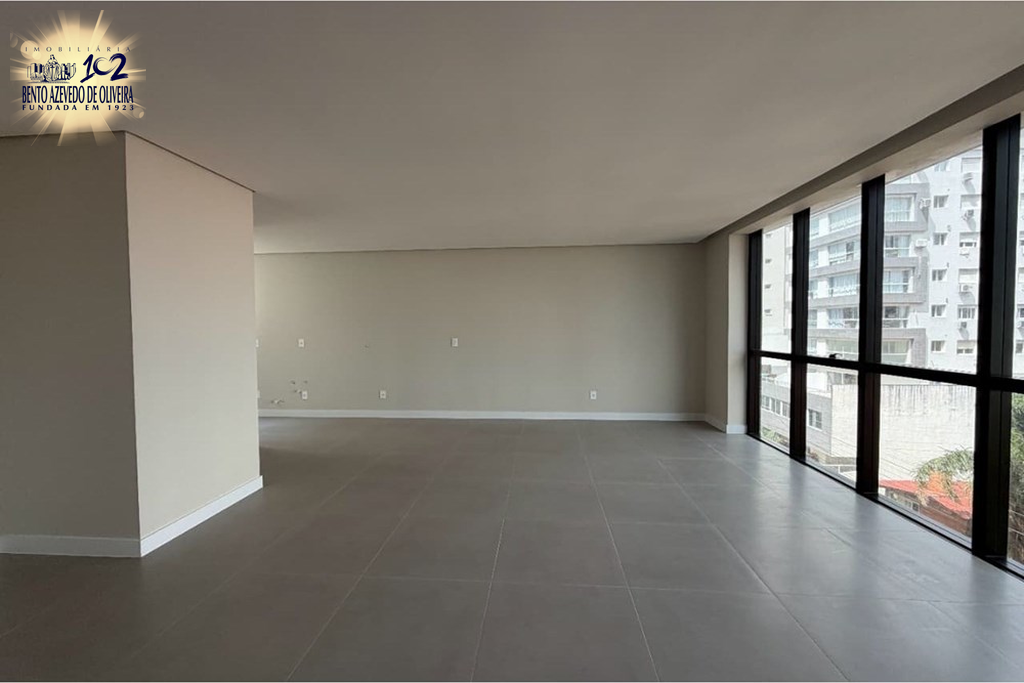 i30glmf4sg94tr8hccv0zr1c0z43