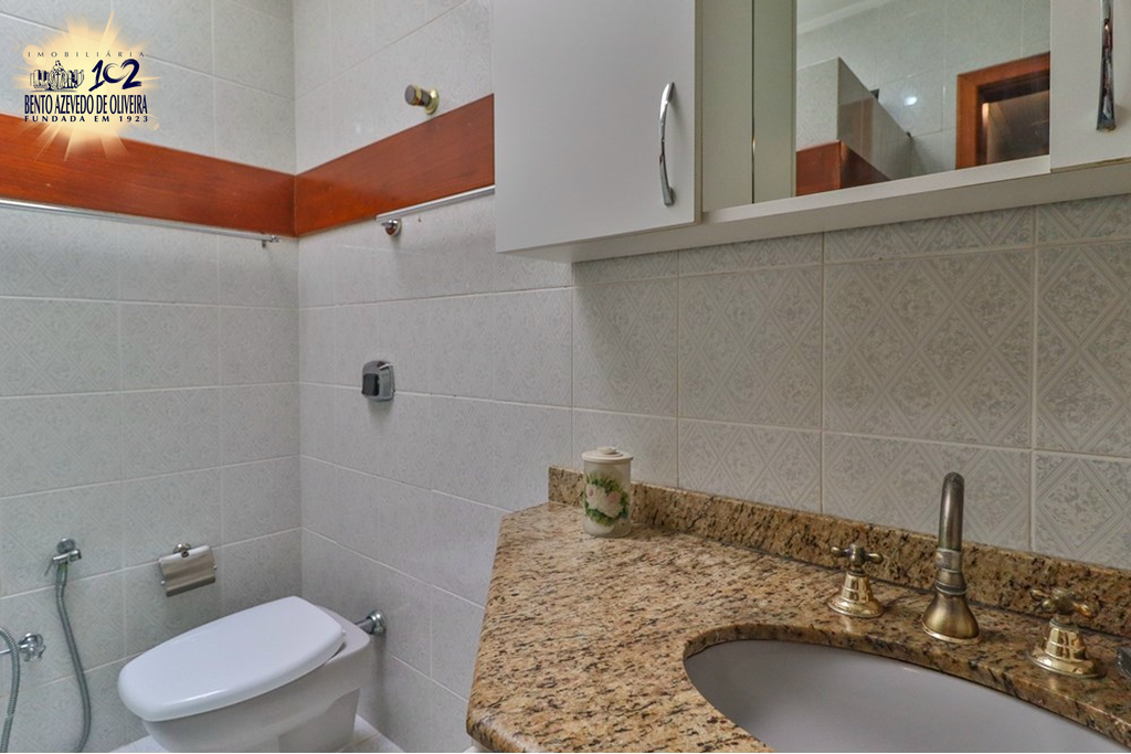 Casa, 5 quartos, 325 m² - Foto 2