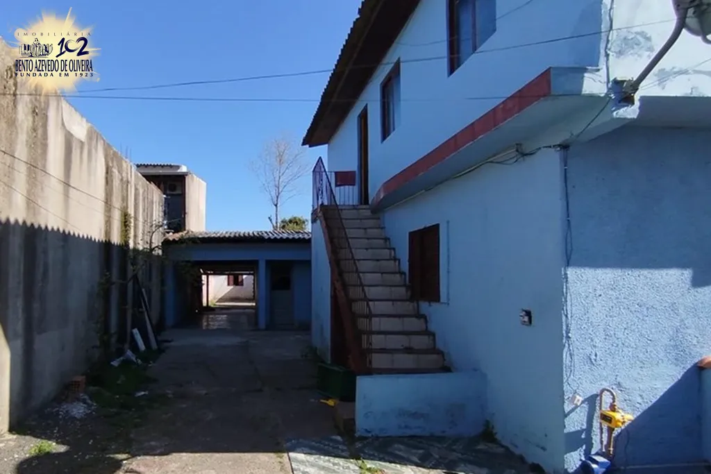 2366822.jpeg