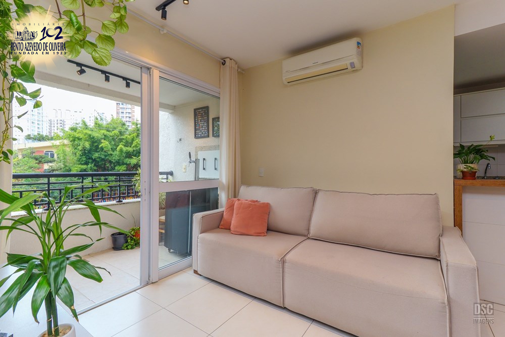 4aojisa21apxr5q2j50fh7wvui1q