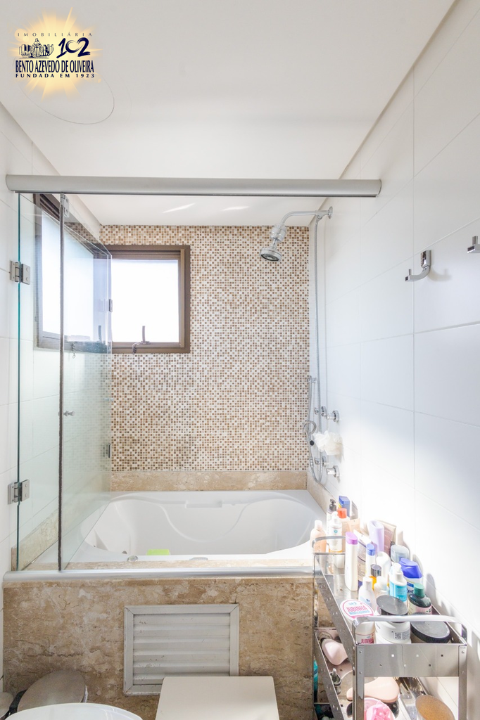 r9iyadoh86a8v6vc9bmkqh446yij