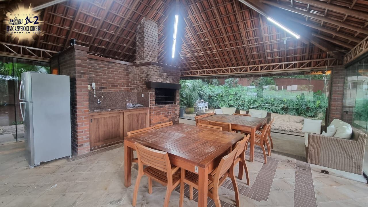 Quiosque com churrasqueira