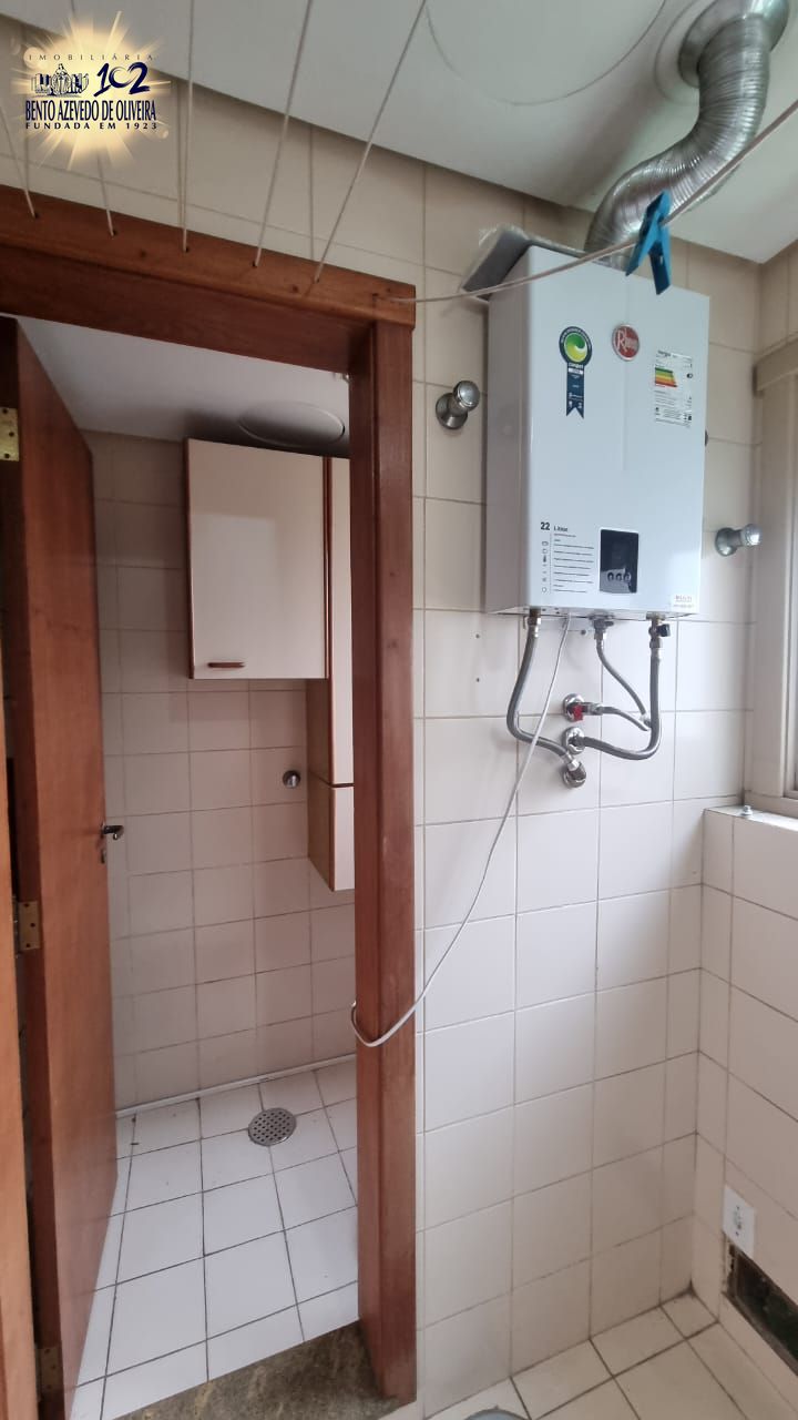 Área de serviço-Banheiro de serviço