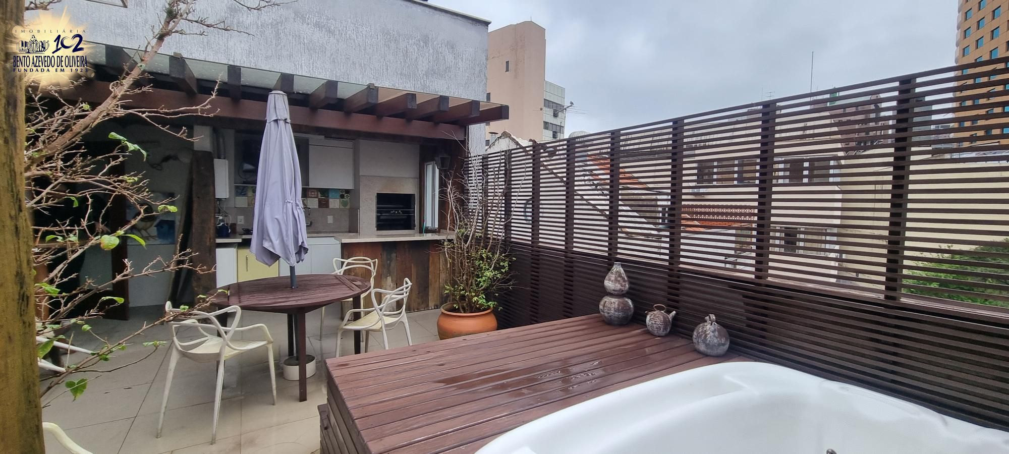 Terraço dom hydra e churrasqueira