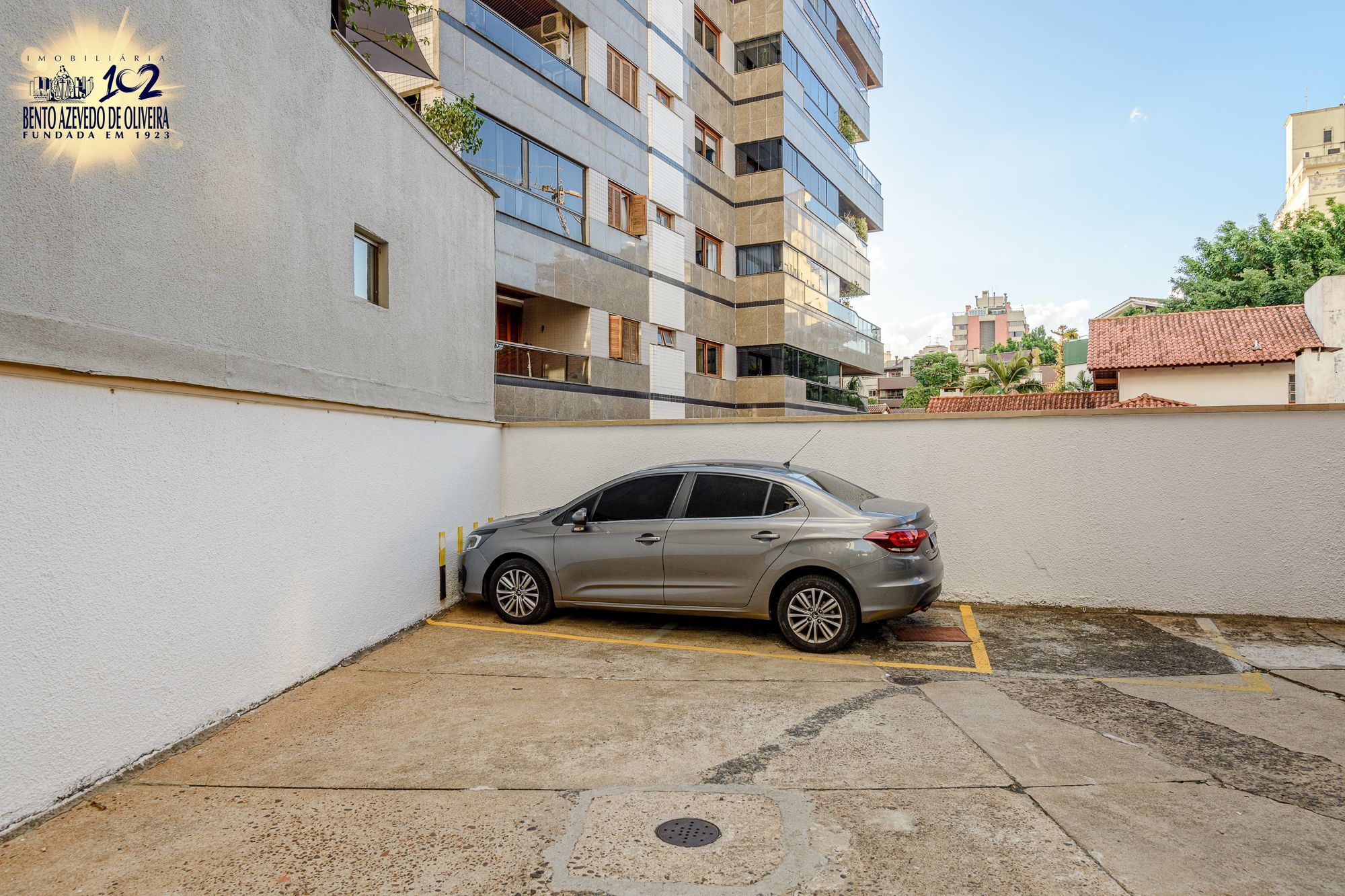 Box de estacionamento 2