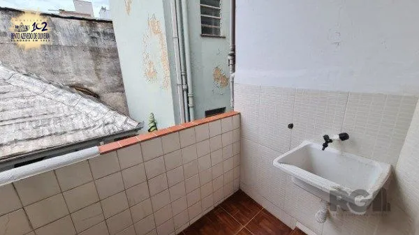 Área de serviço apto 2º andar