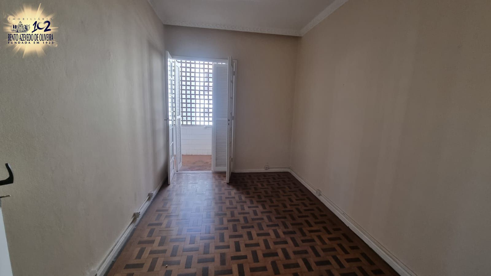 Gabinete ou dormitório