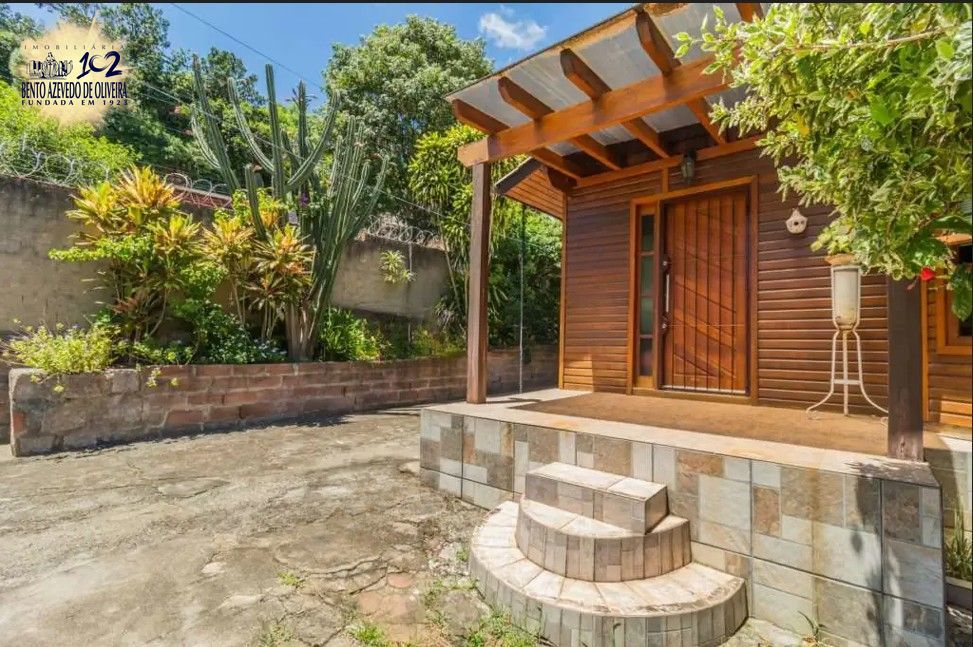 Casa, 4 quartos, 114 m² - Foto 1