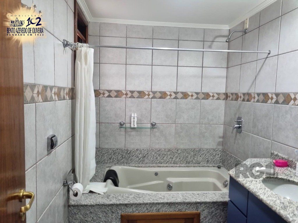 Casa, 4 quartos, 225 m² - Foto 13