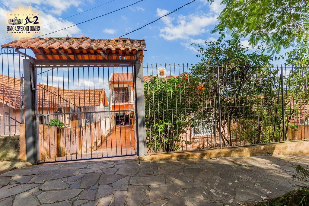 Casa, 6 quartos, 256 m² - Foto 2