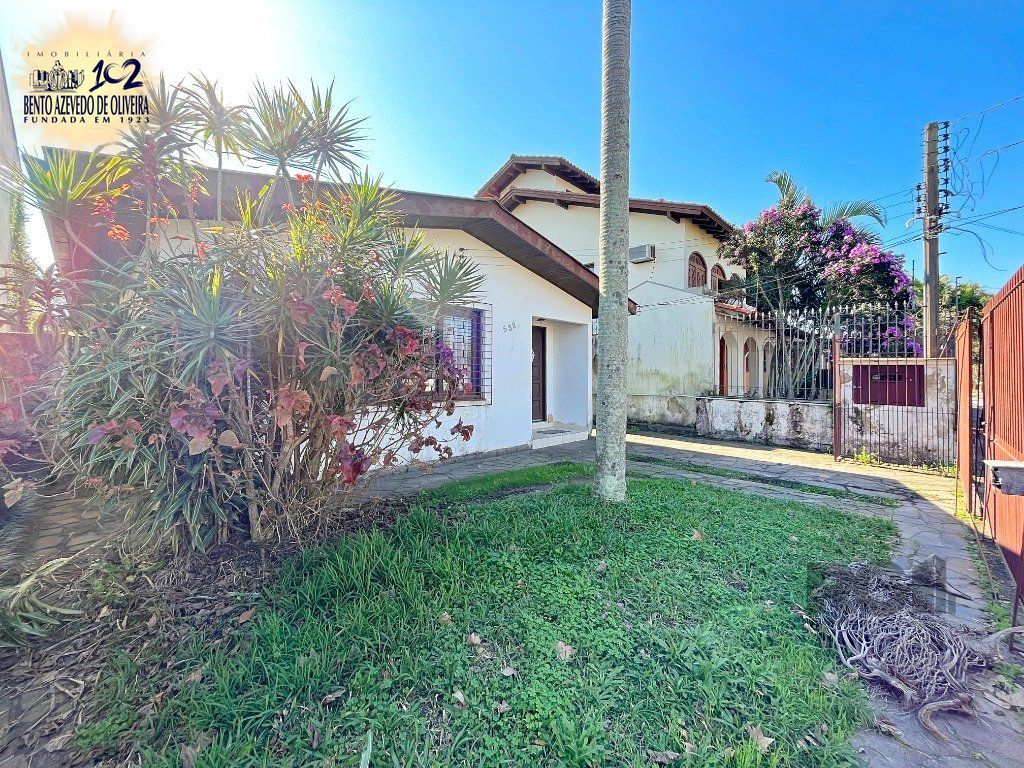 Casa, 3 quartos, 168 m² - Foto 2