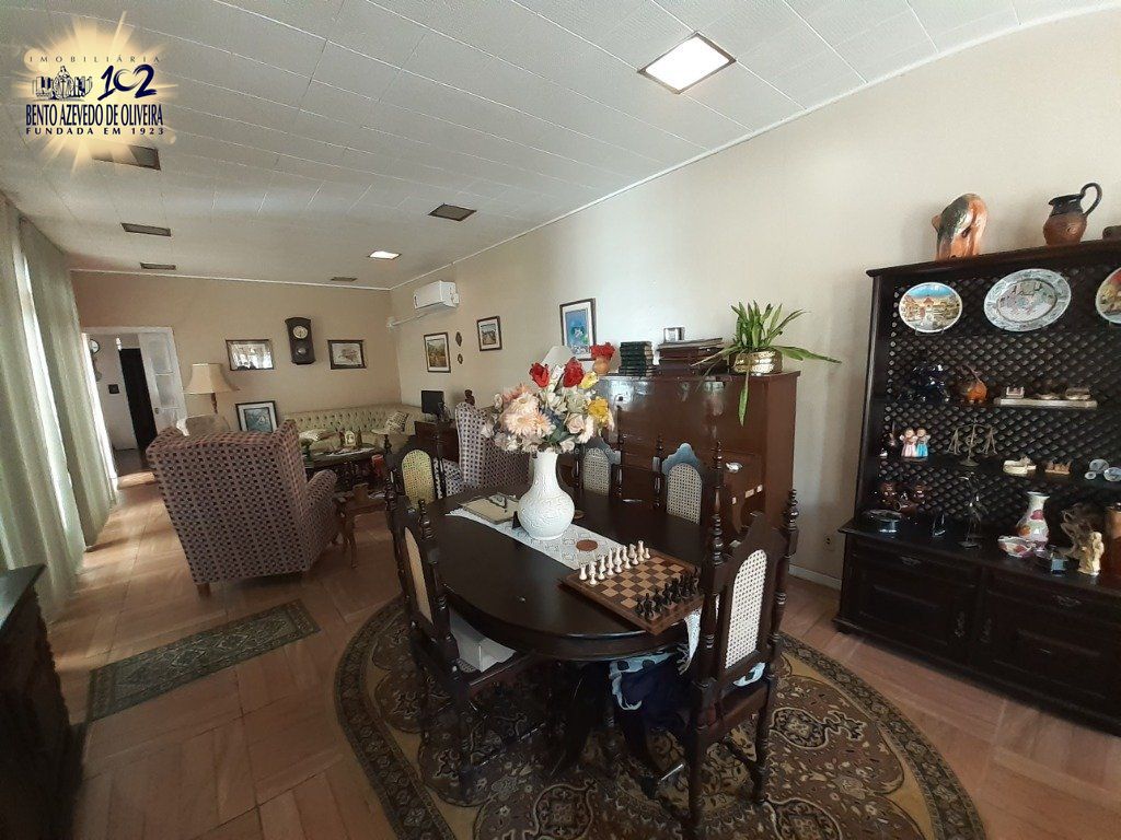 Casa, 3 quartos, 290 m² - Foto 2