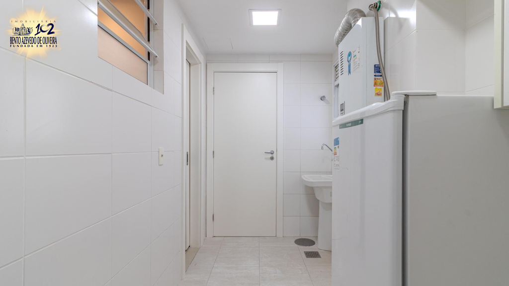 2hpkf4ogbed49v18z7us52rrxd8v