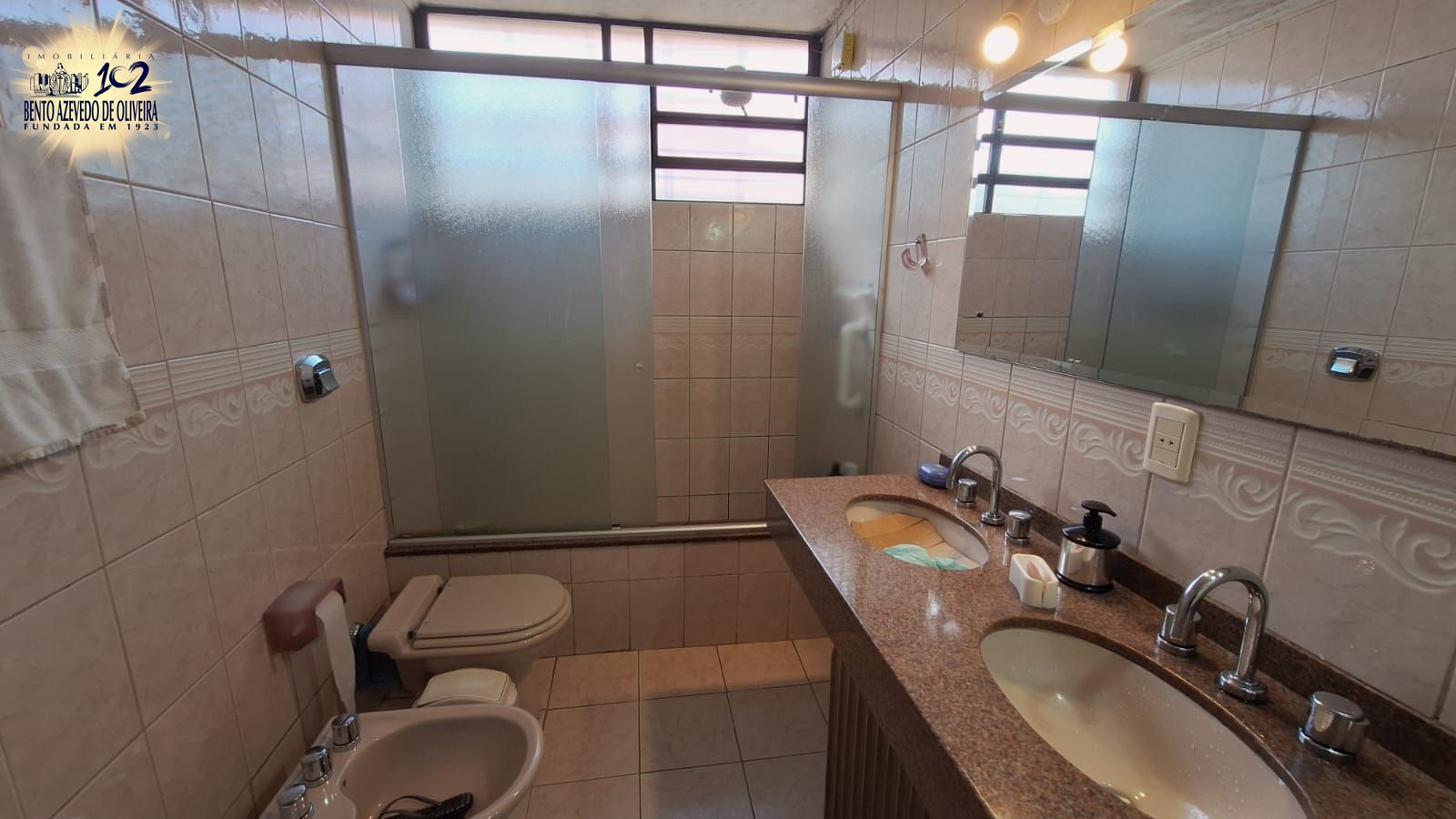 Casa, 4 quartos, 200 m² - Foto 9