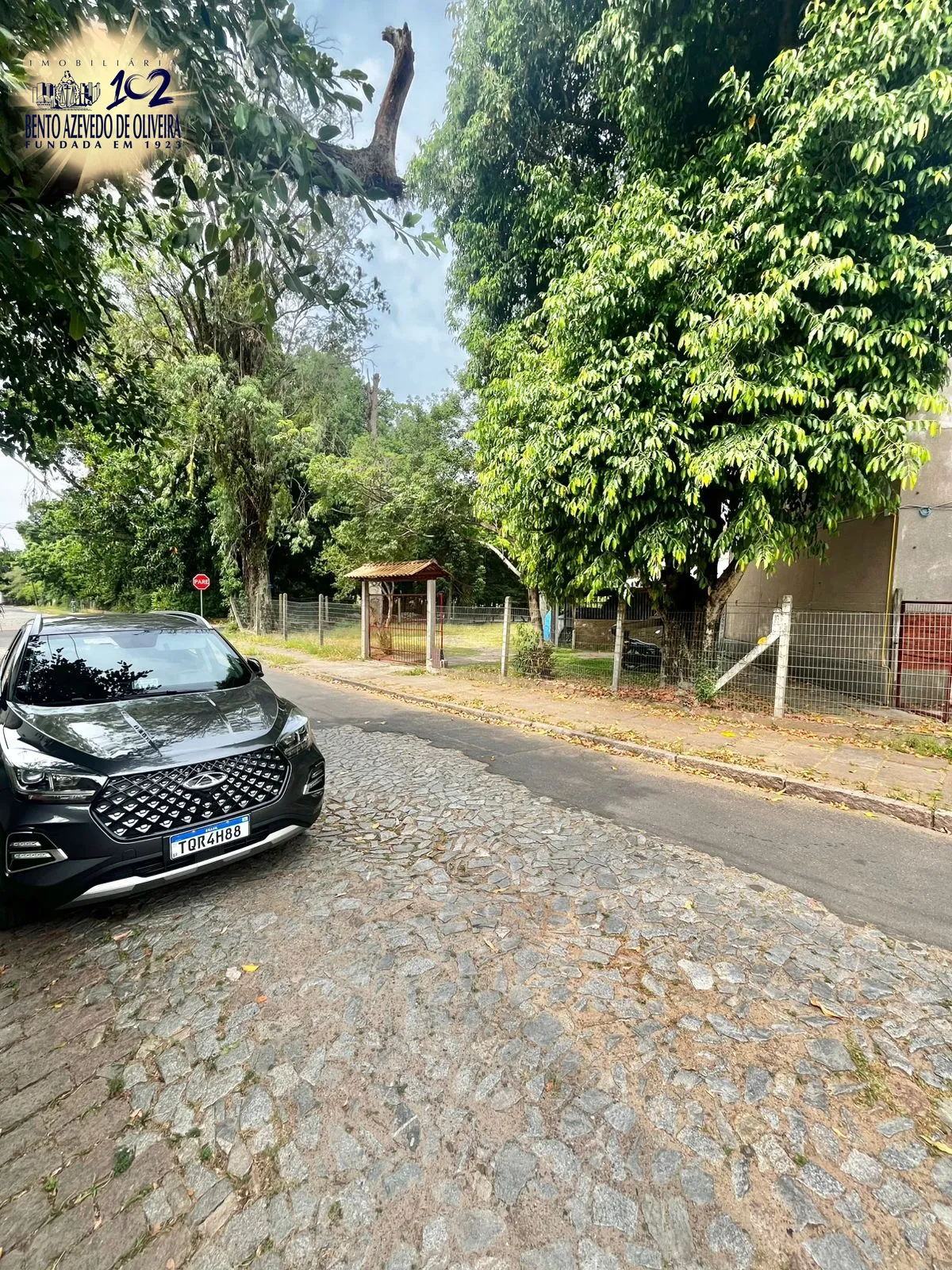 Entrada garagem