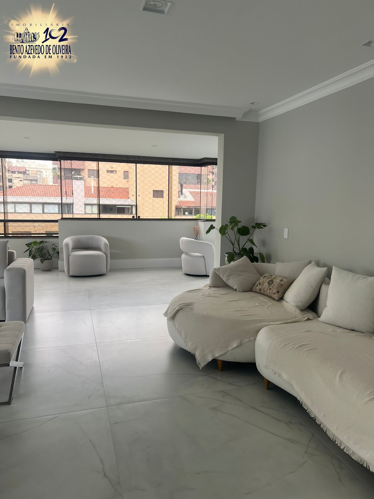Apartamento, 4 quartos, 333 m² - Foto 1