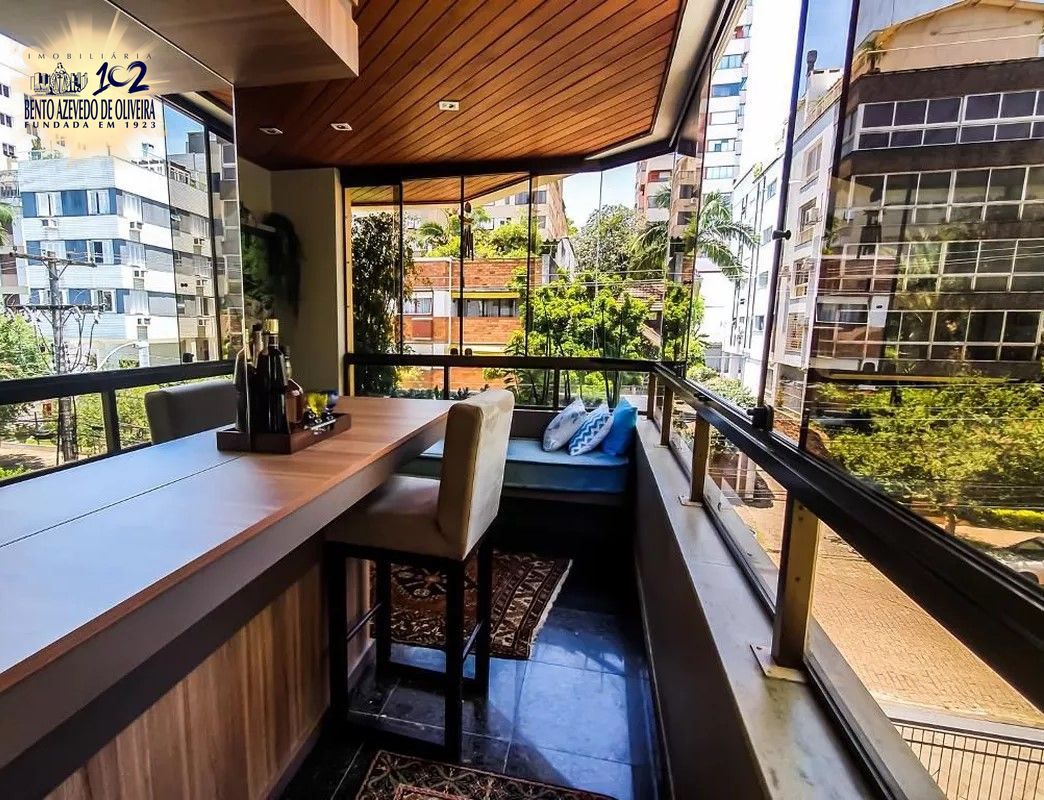 Apartamento, 3 quartos, 132 m² - Foto 1