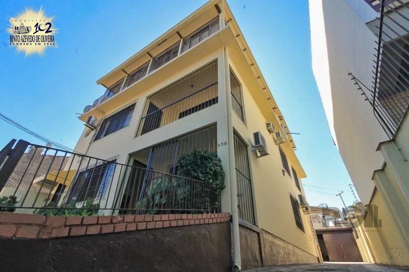 Casa, 3 quartos, 312 m² - Foto 1