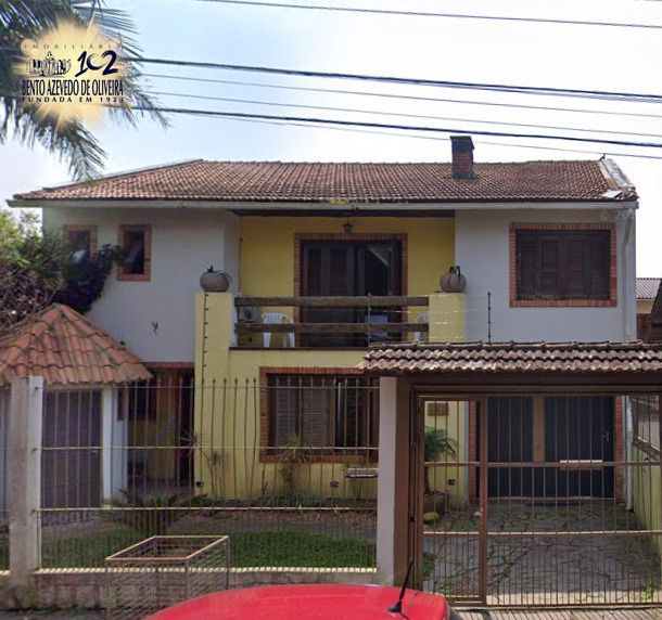 Casa, 4 quartos, 275 m² - Foto 1