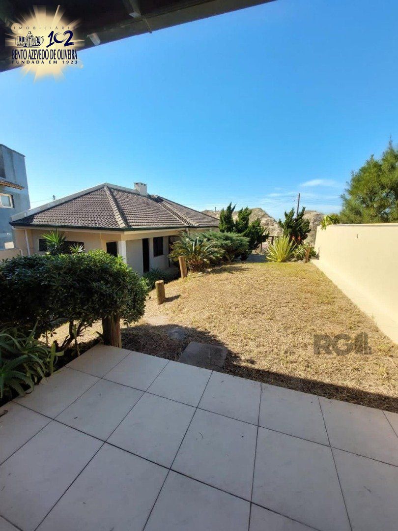 Casa, 4 quartos, 139 m² - Foto 1