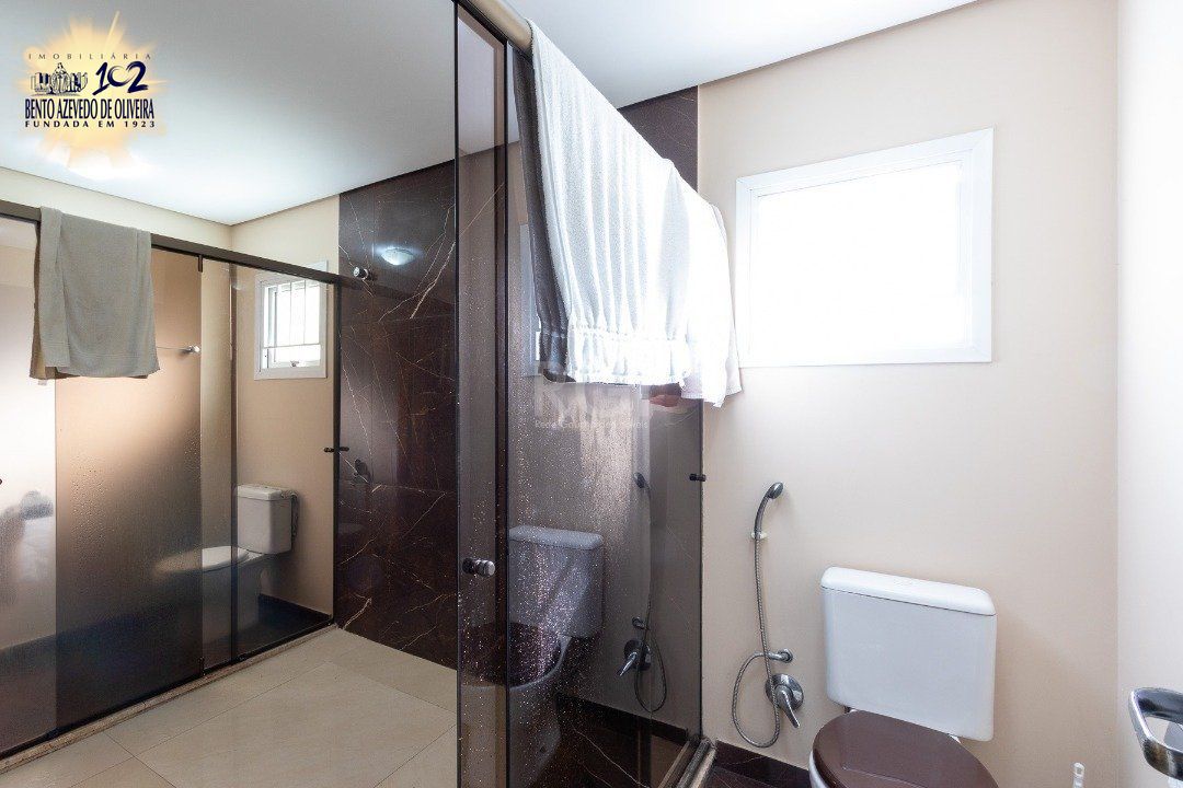 Casa, 3 quartos, 342 m² - Foto 37