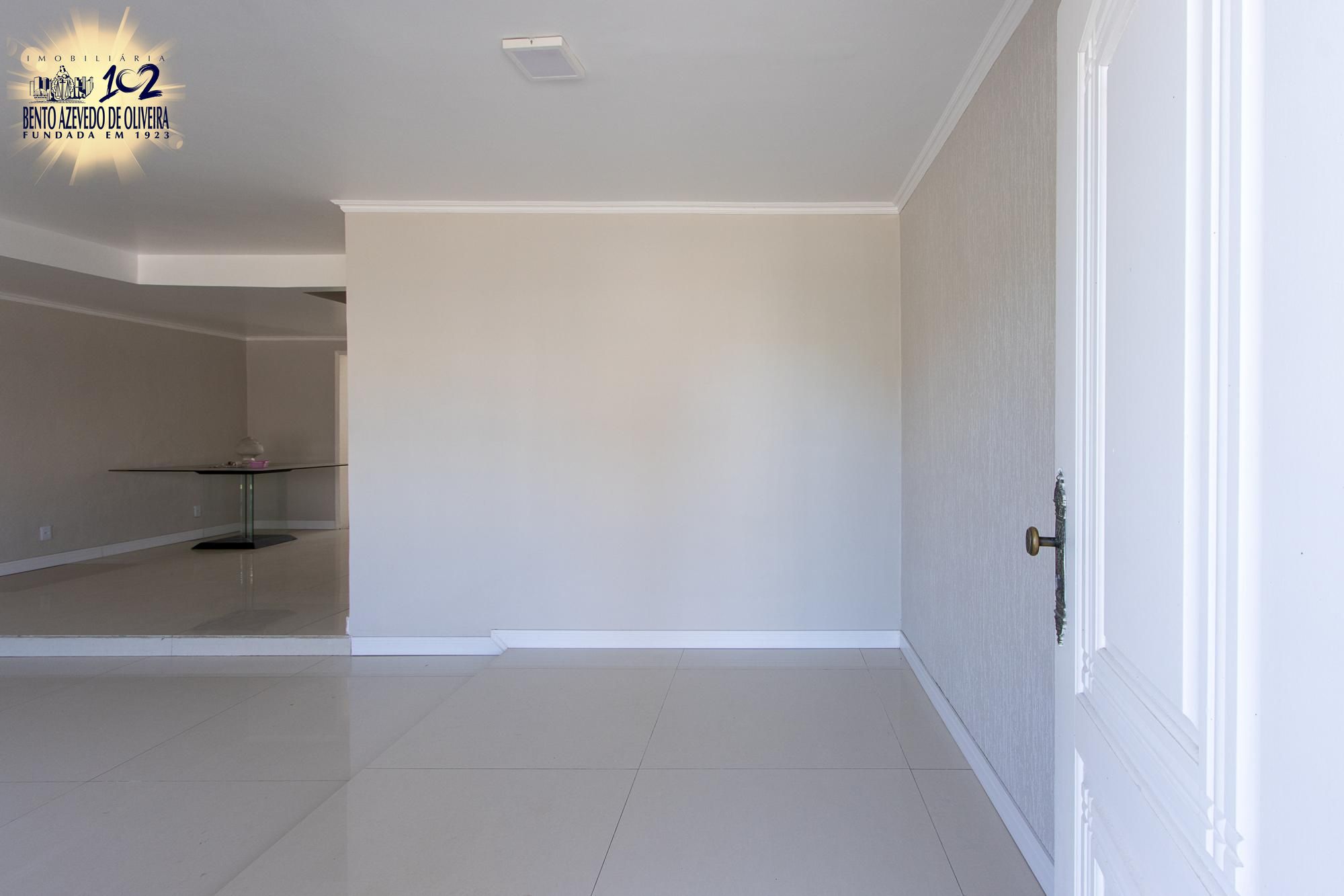 Casa, 3 quartos, 250 m² - Foto 4