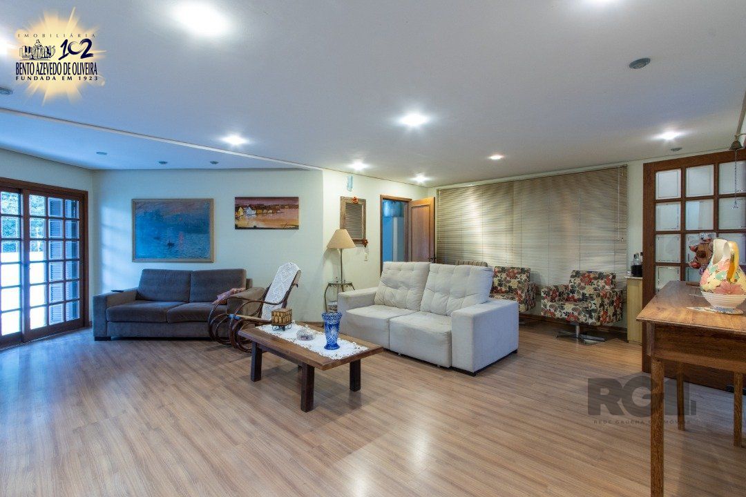 Casa, 3 quartos, 250 m² - Foto 2