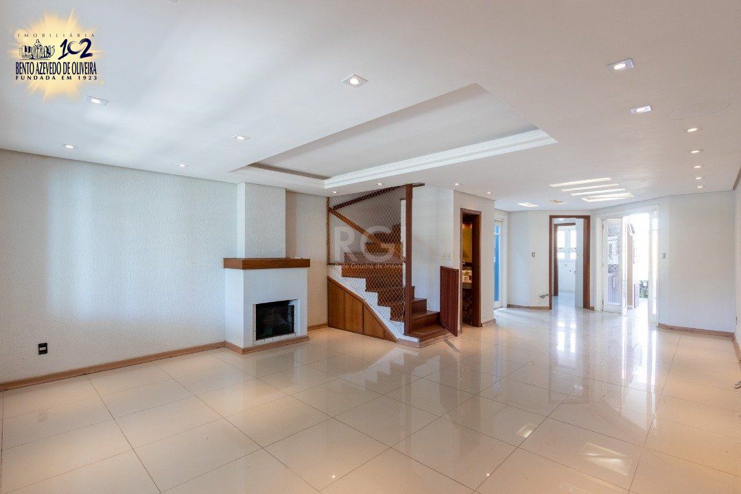 Casa, 3 quartos, 205 m² - Foto 1