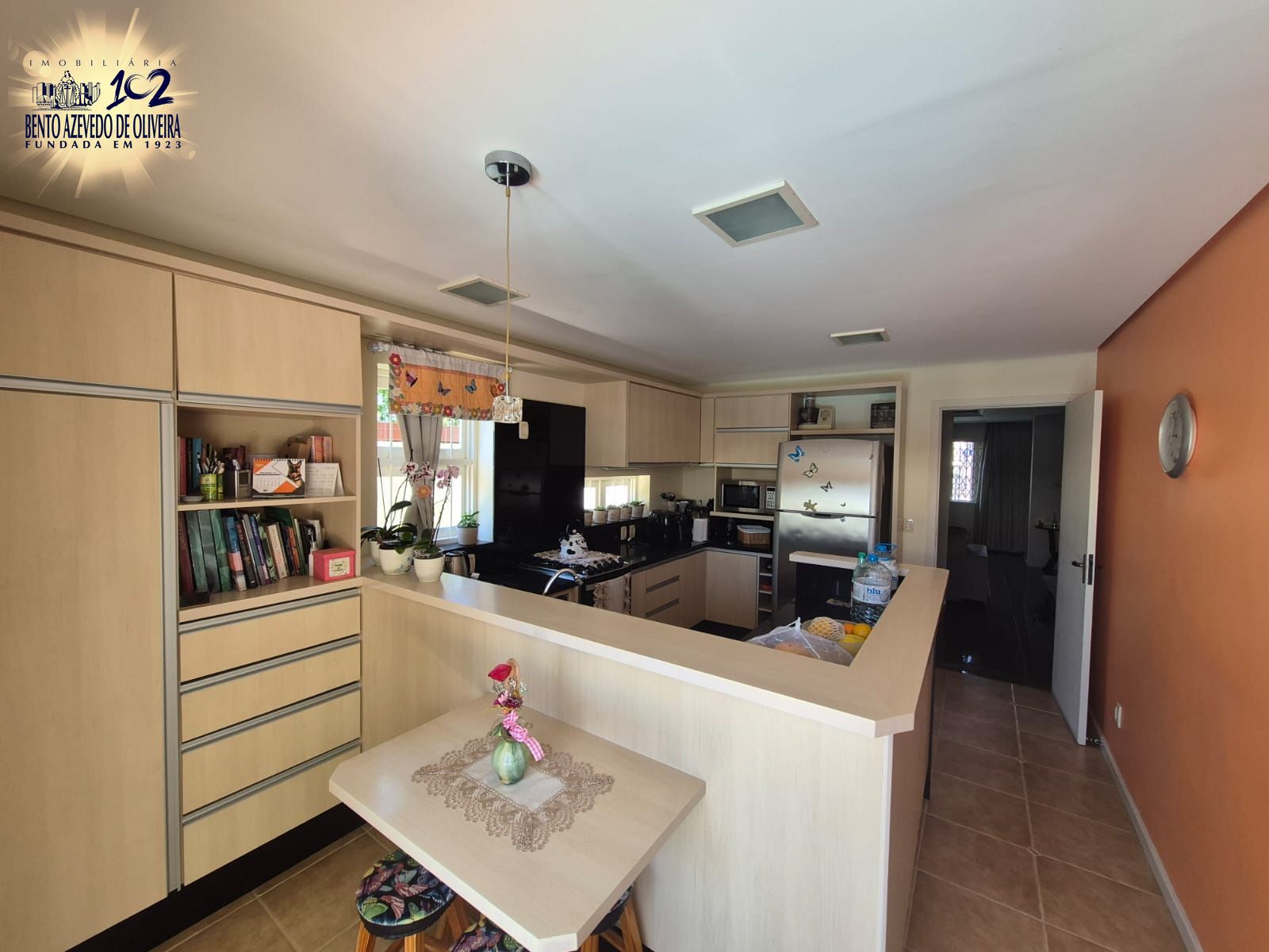 Casa, 3 quartos, 300 m² - Foto 2