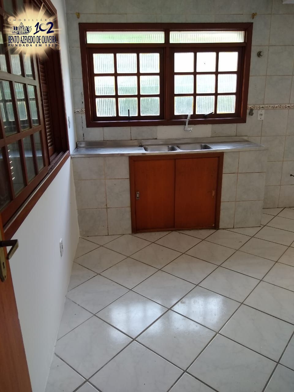 Casa, 2 quartos, 329 m² - Foto 8