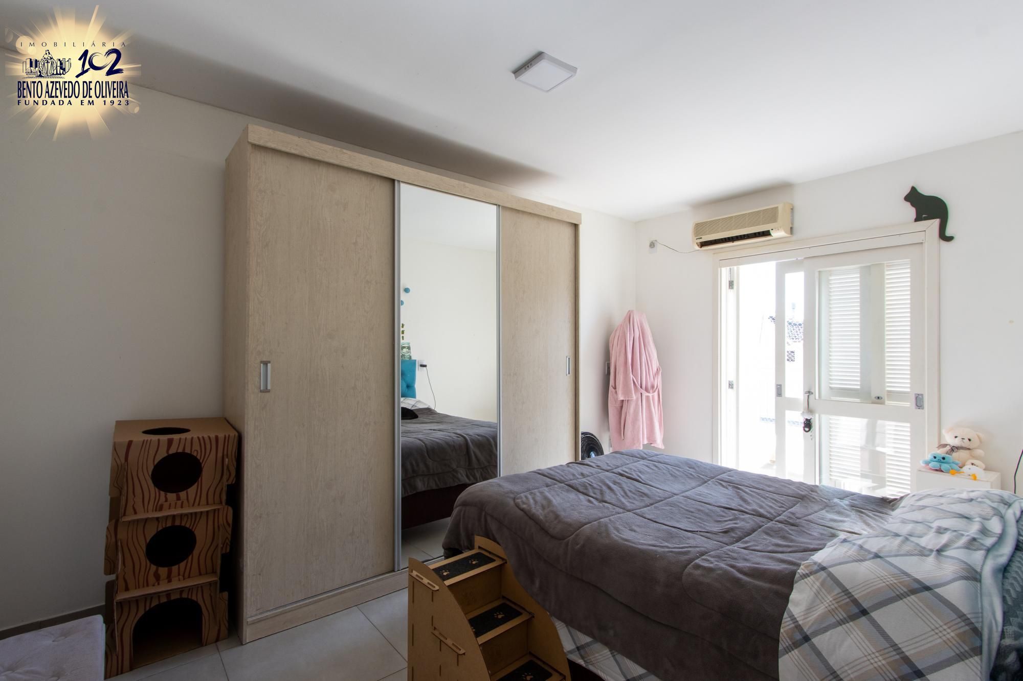 Casa, 3 quartos, 286 m² - Foto 36