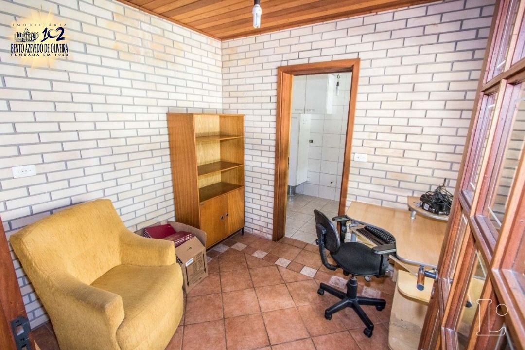 Casa, 3 quartos, 230 m² - Foto 13