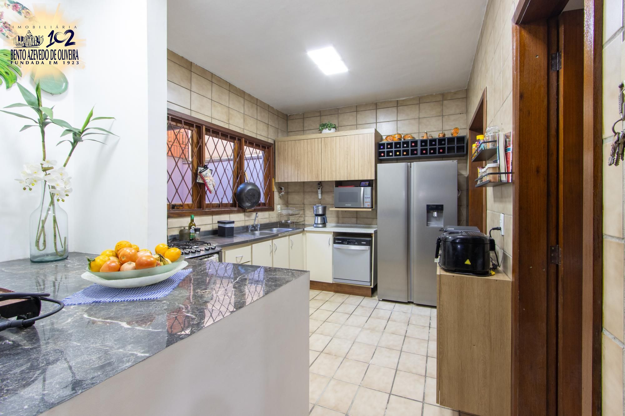 Casa, 5 quartos, 235 m² - Foto 25