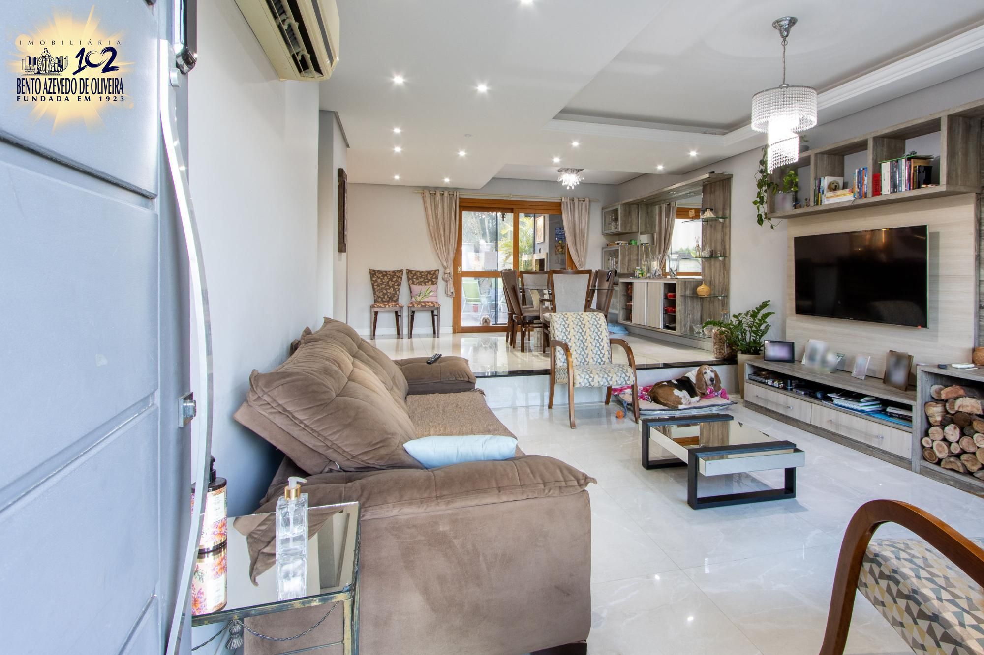 Casa, 3 quartos, 170 m² - Foto 1