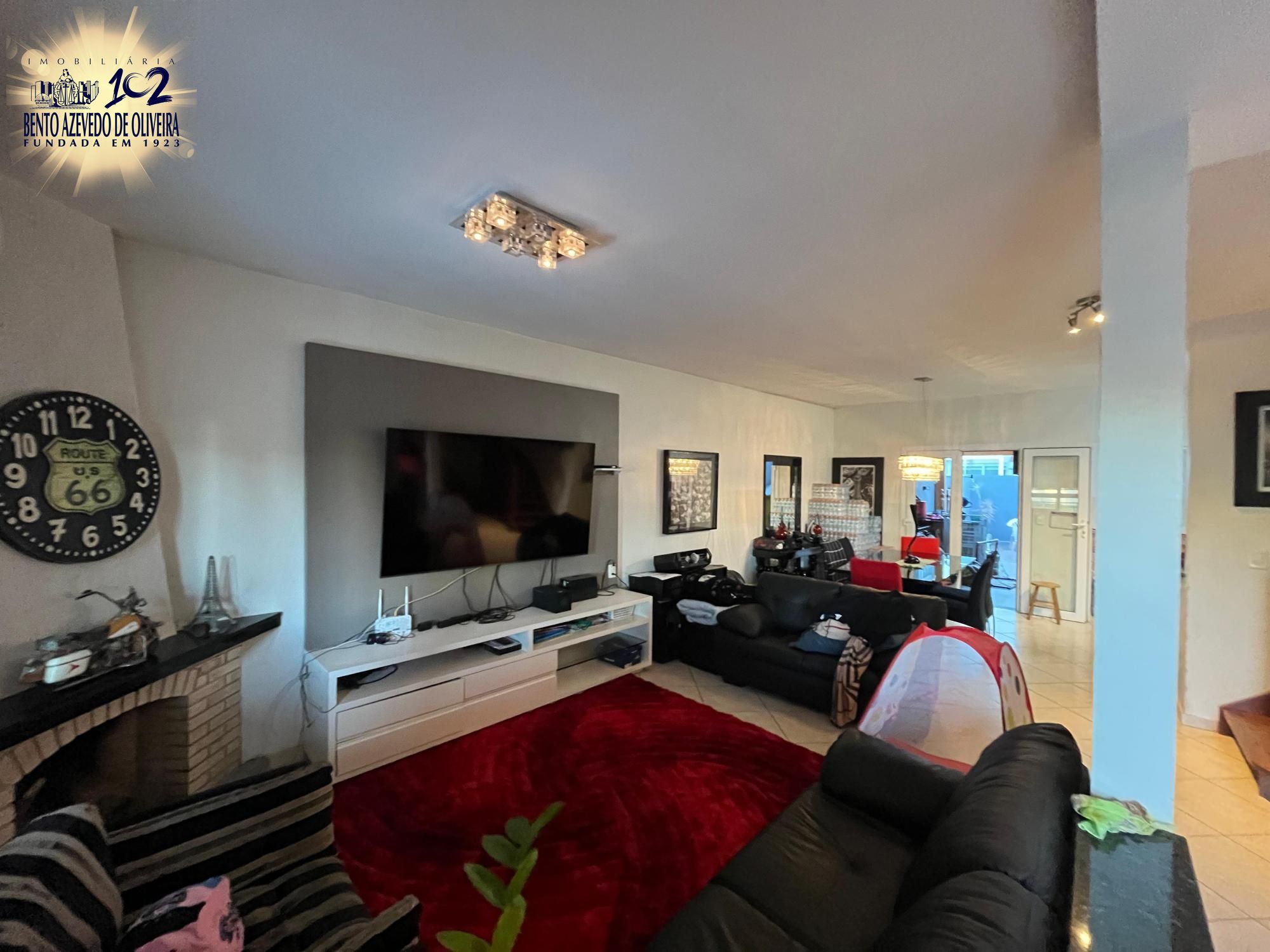 Casa, 3 quartos, 124 m² - Foto 1