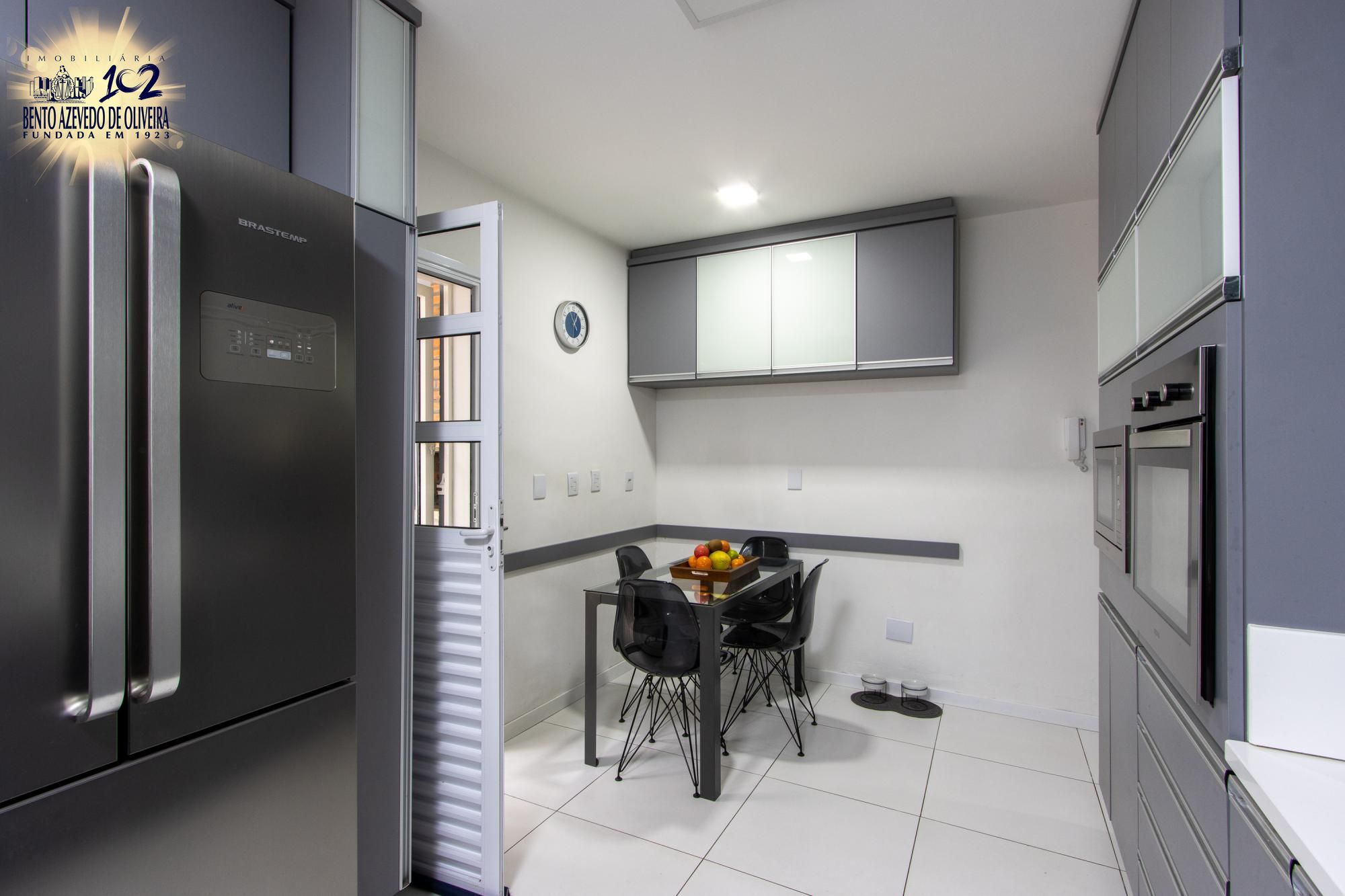 Casa, 4 quartos, 233 m² - Foto 20