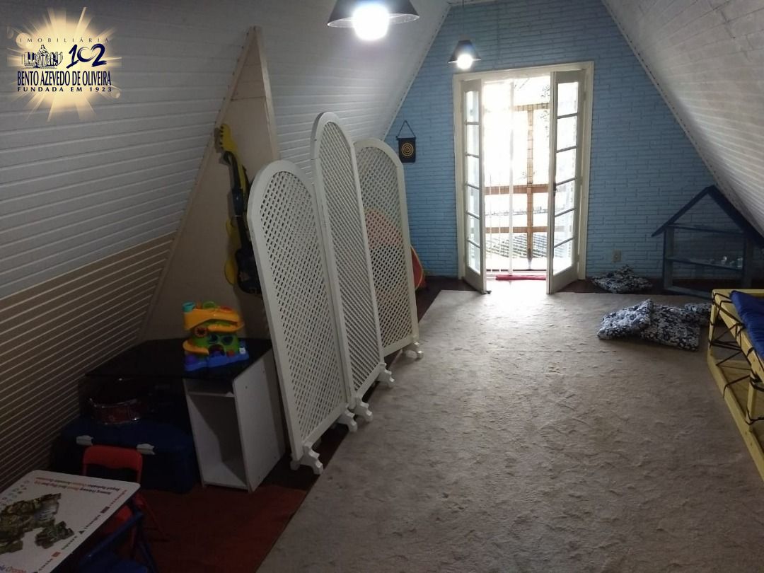 Casa, 4 quartos, 200 m² - Foto 19