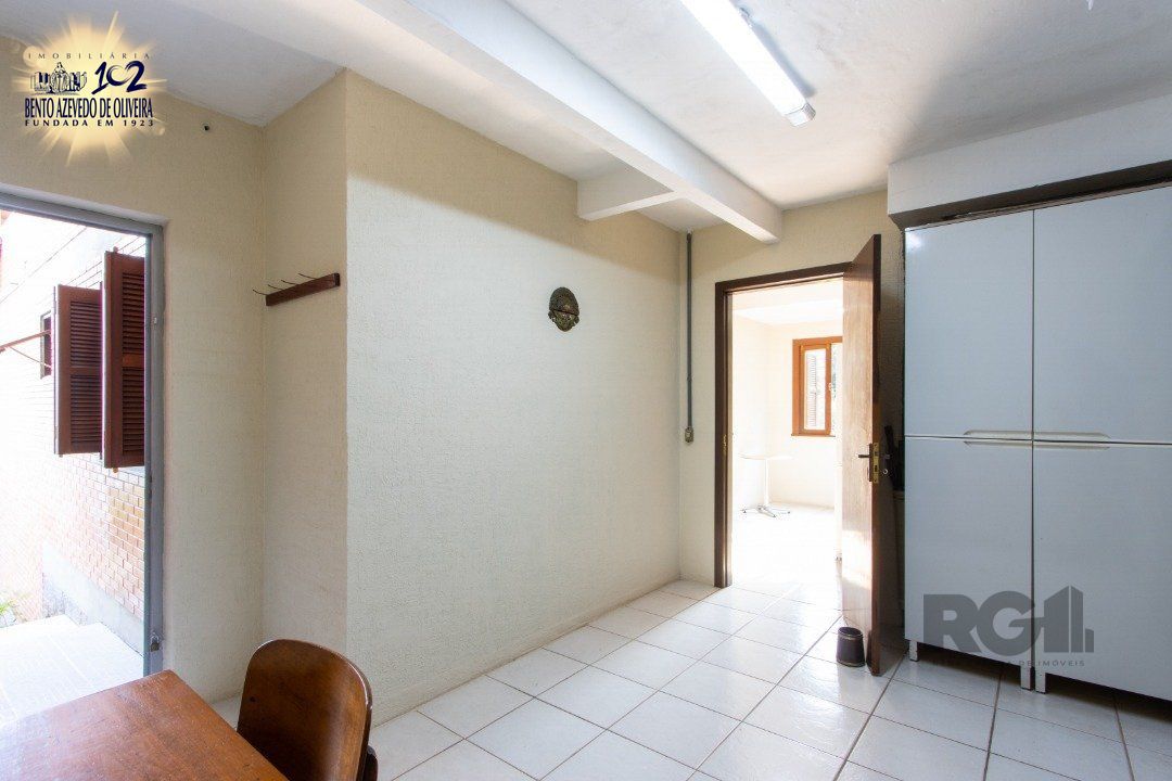 Casa, 3 quartos, 220 m² - Foto 35