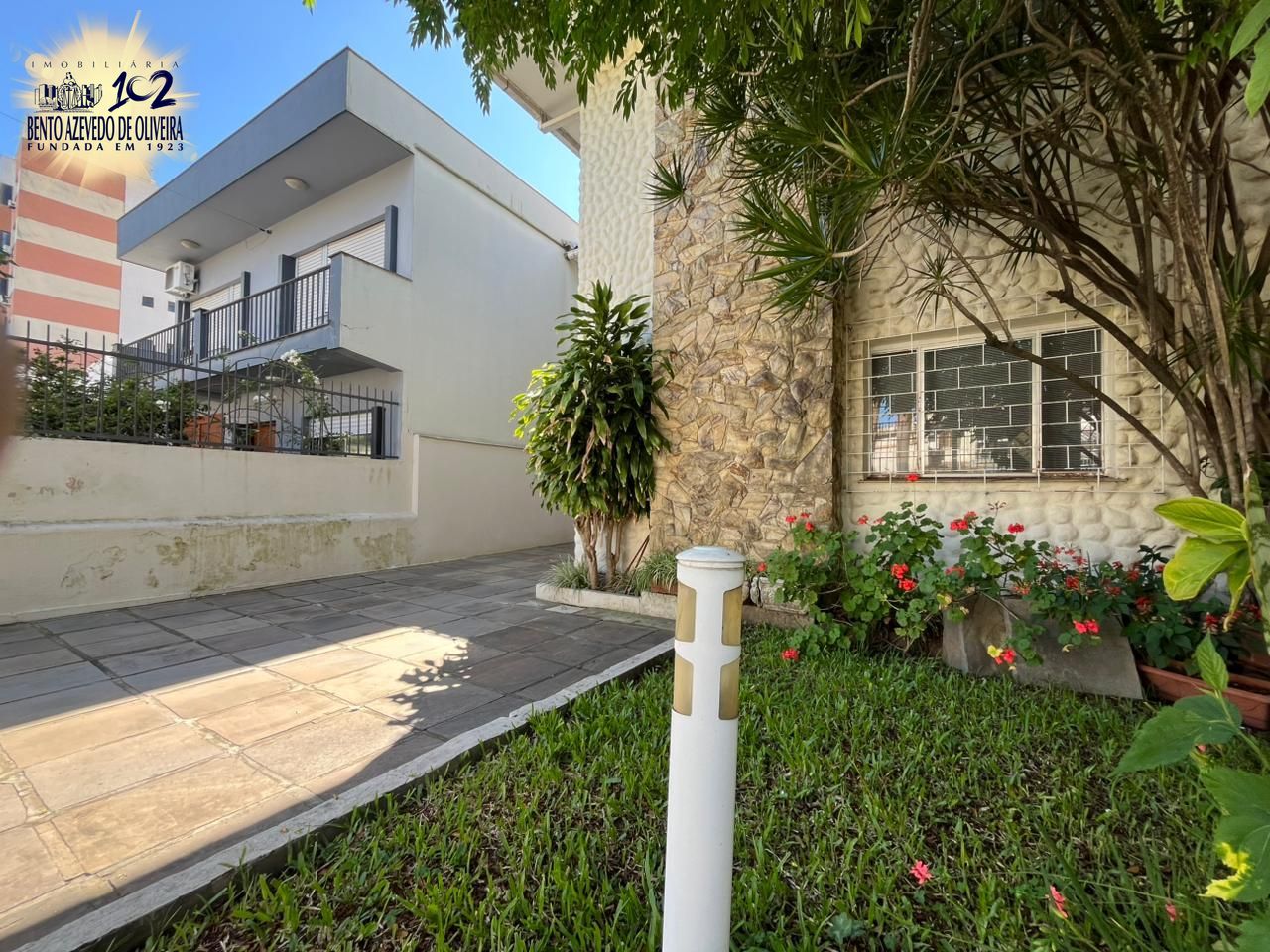 Casa, 3 quartos, 208 m² - Foto 1