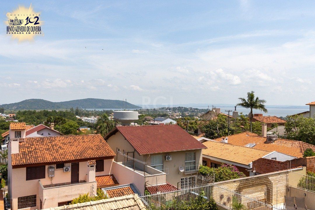 Casa, 3 quartos, 216 m² - Foto 2