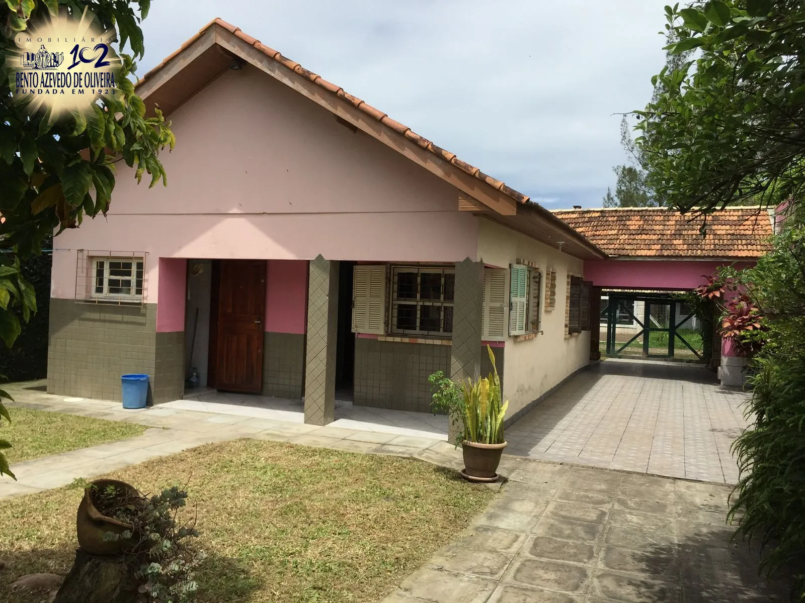 Casa, 3 quartos, 169 m² - Foto 1