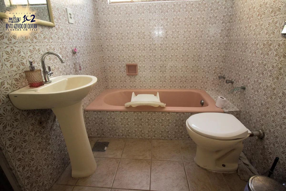 Casa, 4 quartos, 280 m² - Foto 29